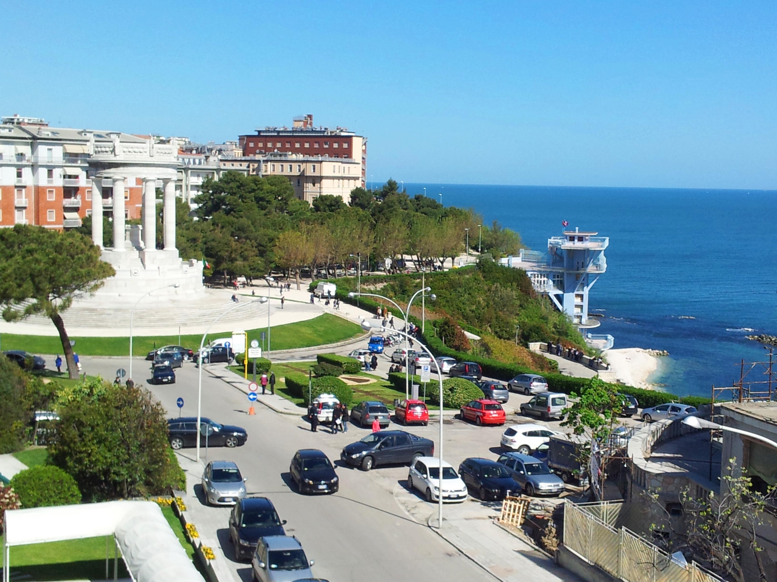 Grand Hotel Passetto Ancona Exterior photo